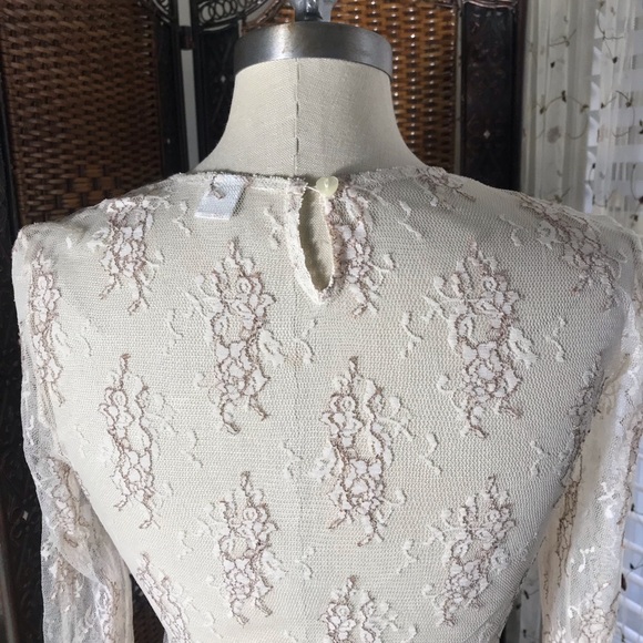 NWT Delicate Chantil LS Crew Neck Top size M - Picture 3 of 14